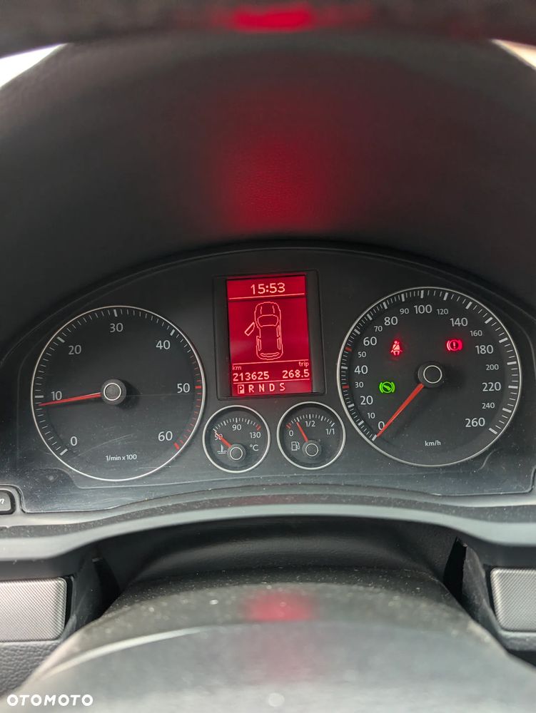 Volkswagen Golf - 17