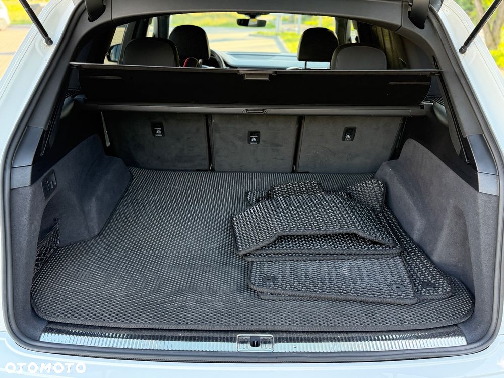 Audi Q7 - 11