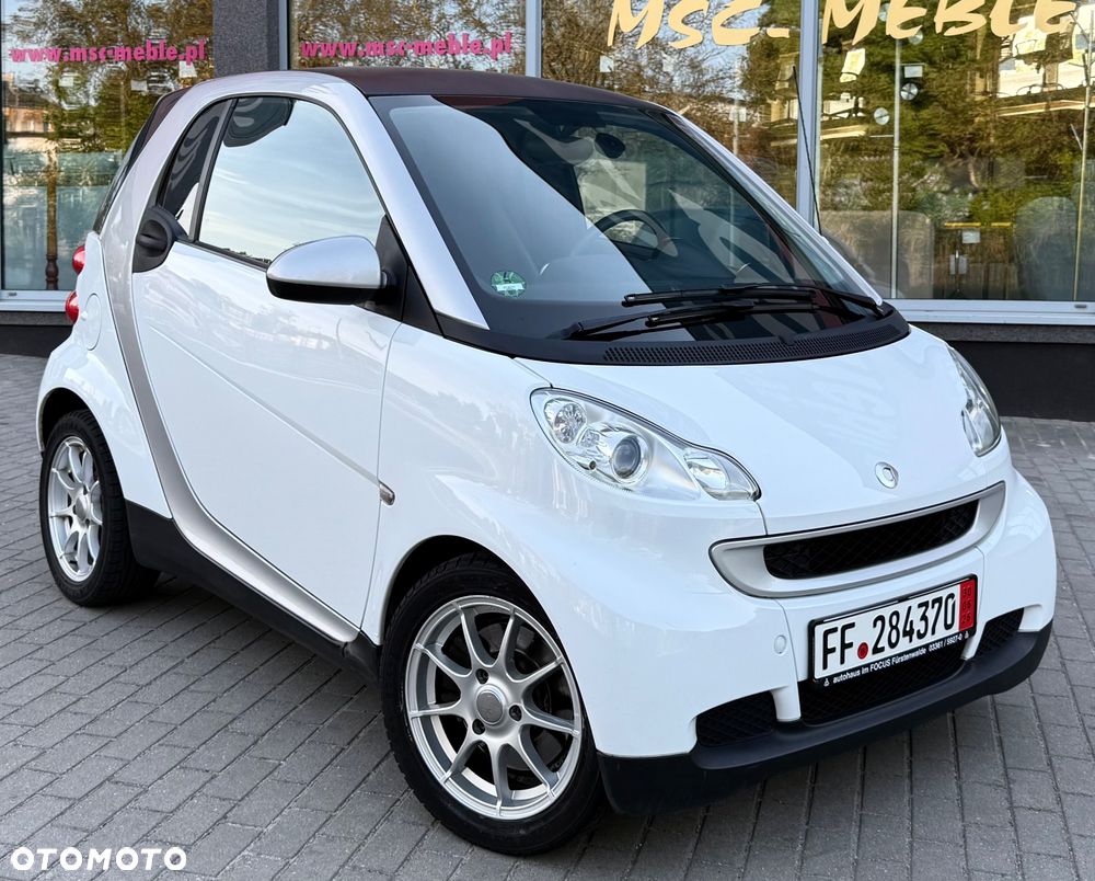 Smart Fortwo softouch black&white limited micro hybrid drive - 3