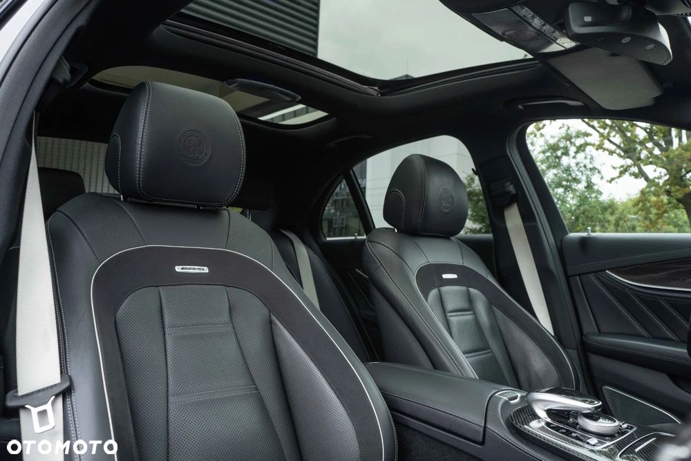 Mercedes-Benz Klasa E AMG 63 S 4-Matic+ - 21