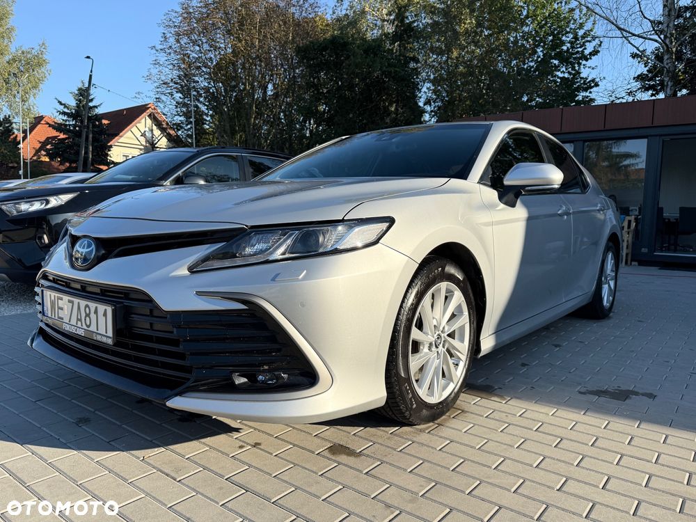 Toyota Camry 2.5 Hybrid Comfort CVT - 1