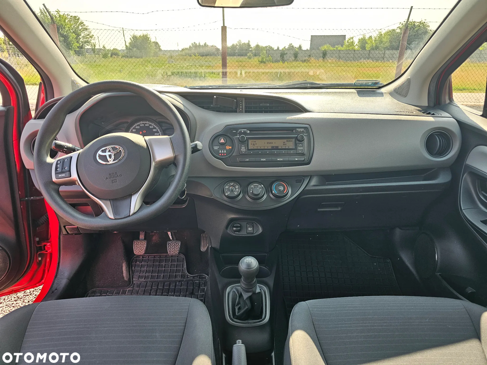 Toyota Yaris 1.0 Sol - 7