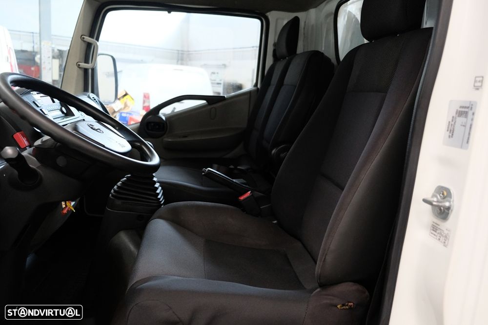 Nissan Cabstar NT400 3.0DCI c/plataforma Dhollandia - 15