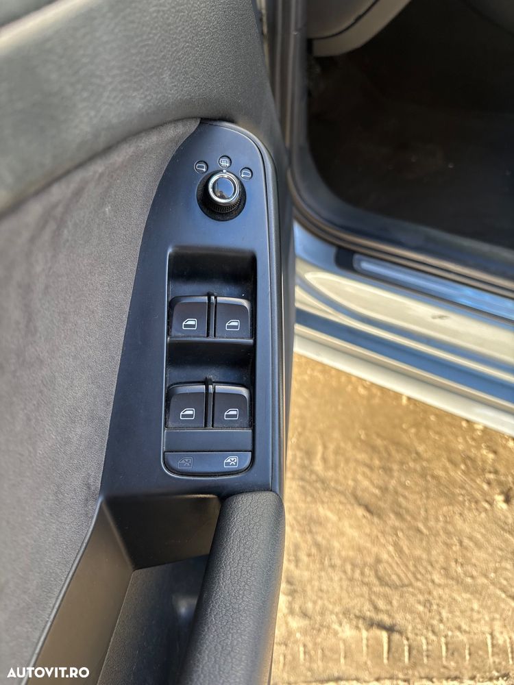 Audi A4 2.0 TDI B8 - 30