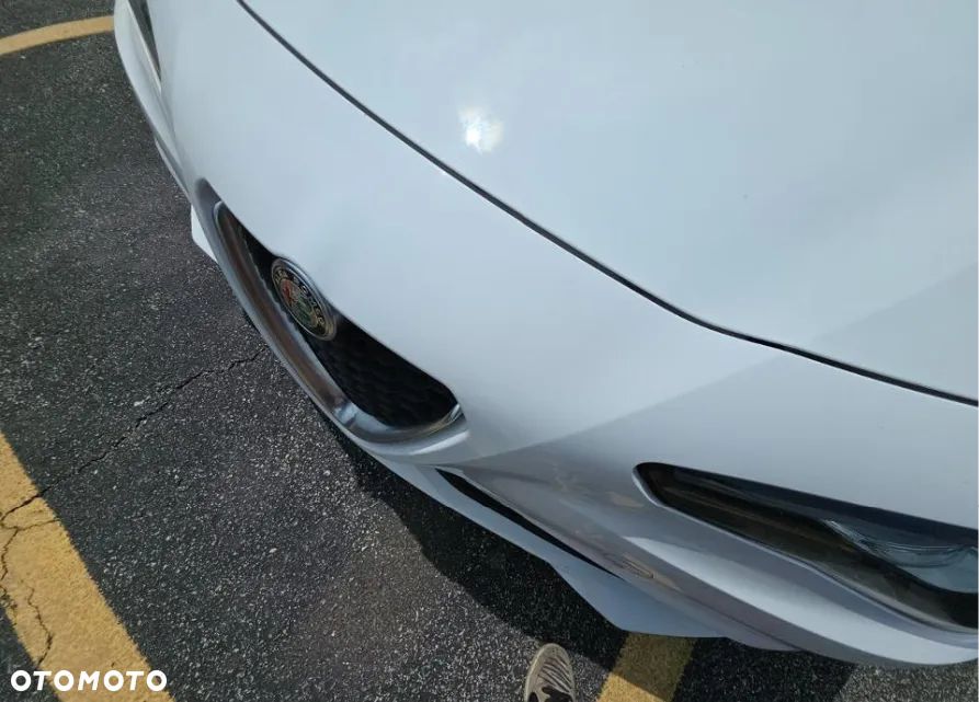 Alfa Romeo Giulia 2.0 Turbo TI Q4 - 11