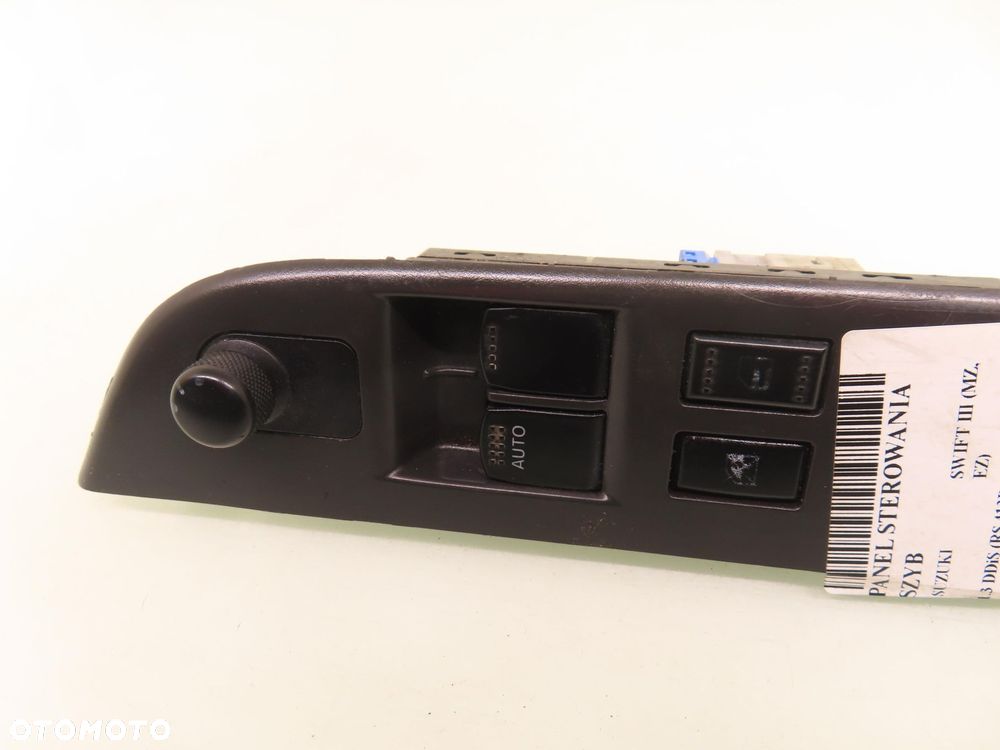 PANEL SZYB SUZUKI SWIFT IV 8376262J11 - 8