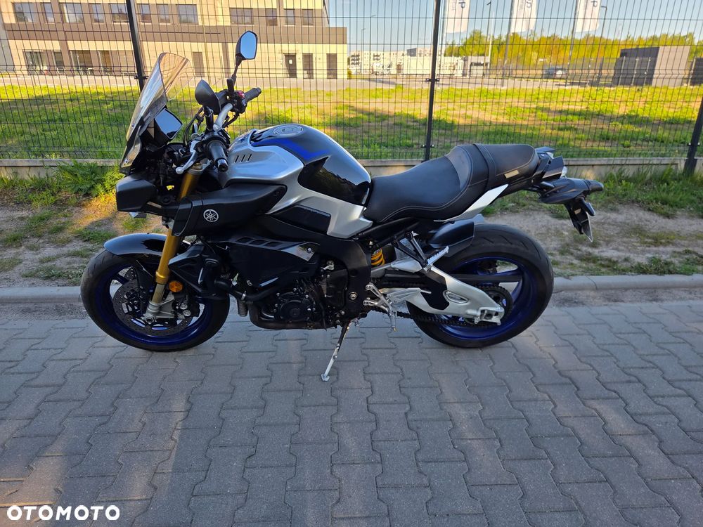 Yamaha MT - 6