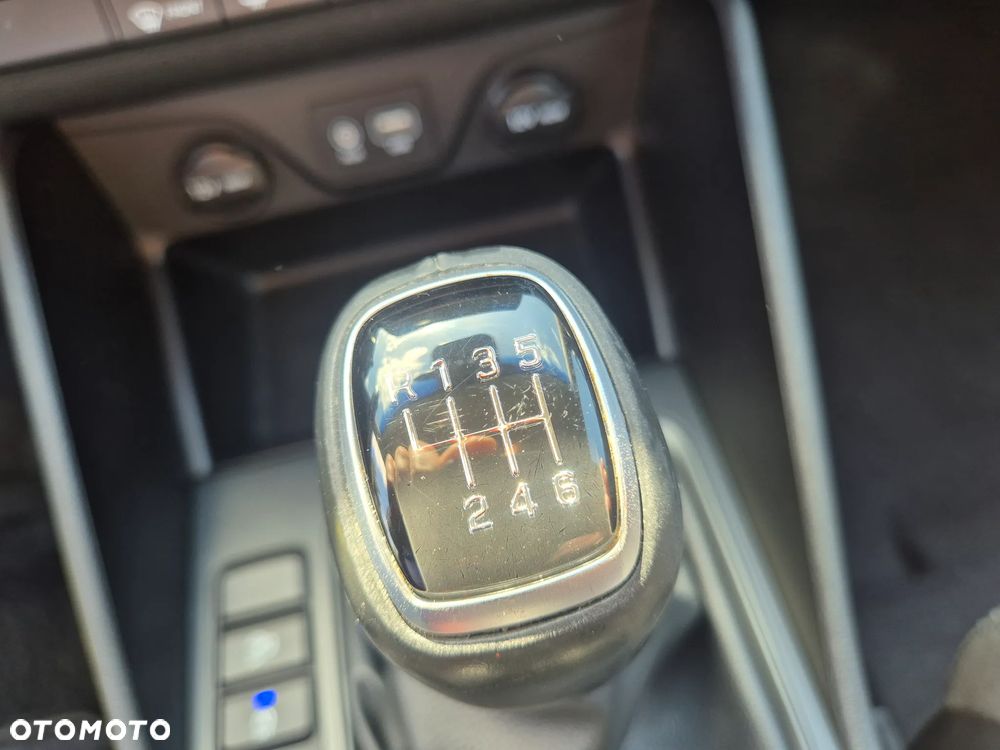 Hyundai Tucson 1.6 GDi 2WD Pure - 21