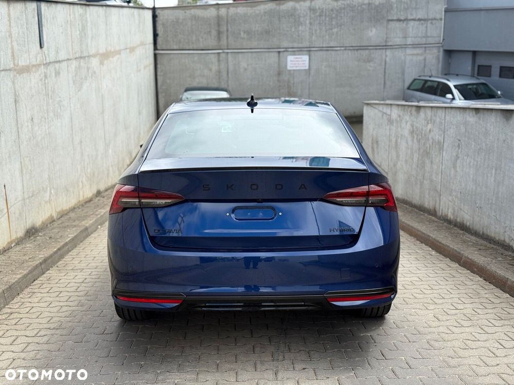 Skoda Octavia 1.5 TSI mHEV Sportline DSG - 7