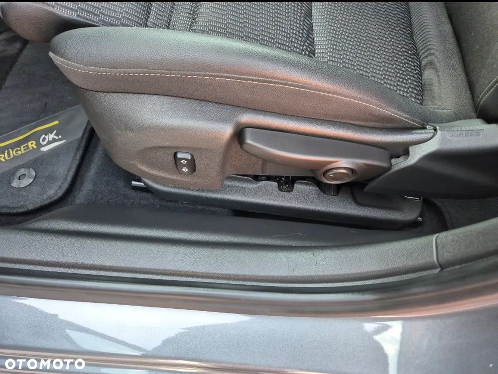 Opel Insignia 1.5 CDTI Business Edition S&S - 10