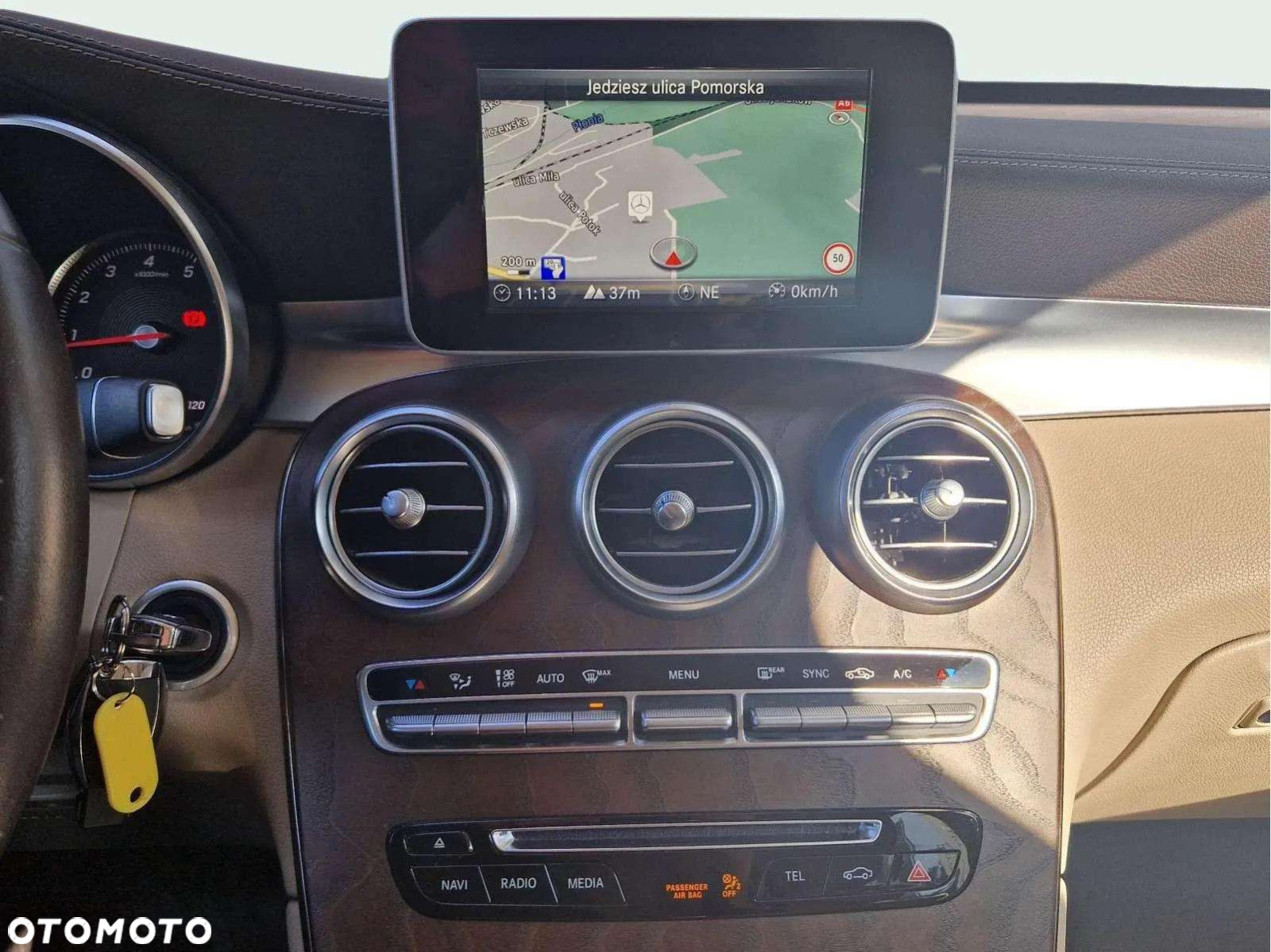 Mercedes-Benz GLC 250 4-Matic - 16