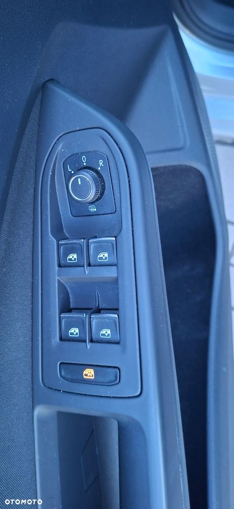Volkswagen Golf - 15