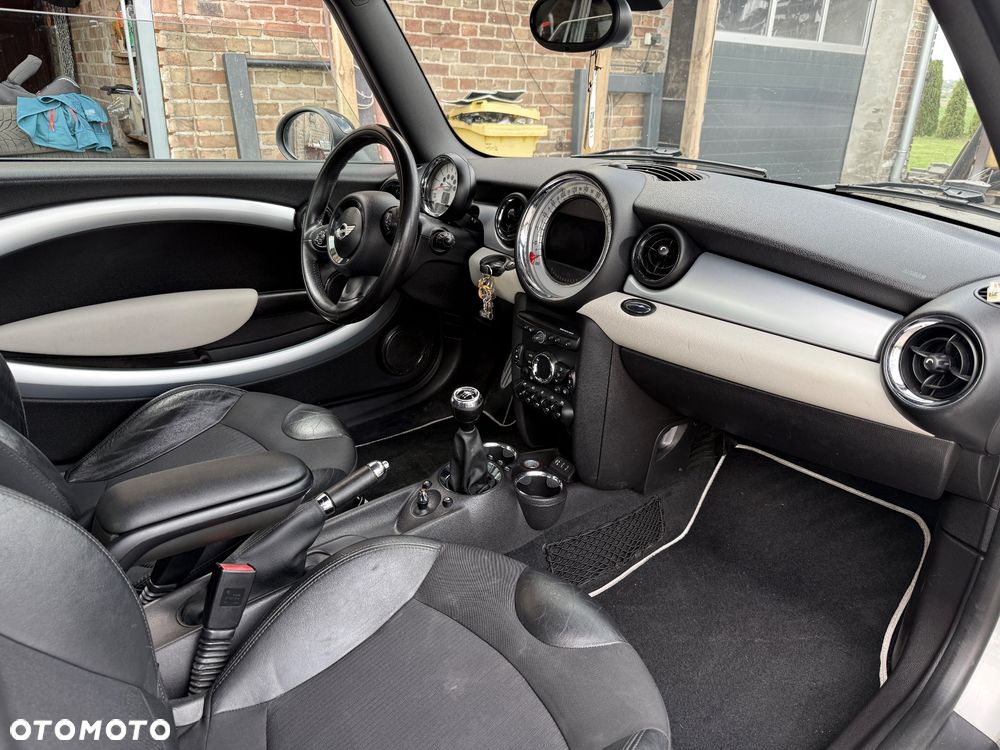 MINI Cooper S Standard - 4