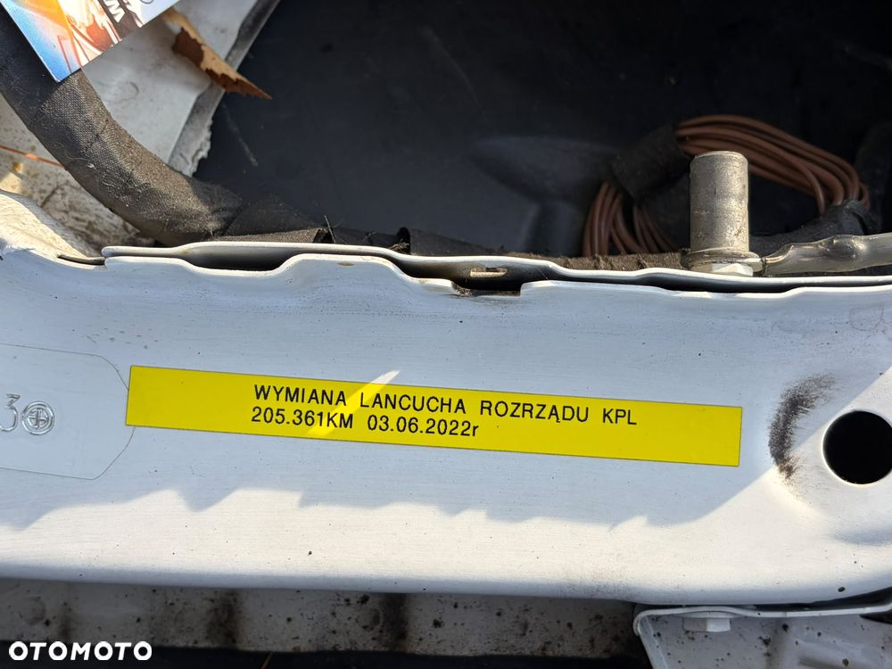 BMW Seria 3 - 16