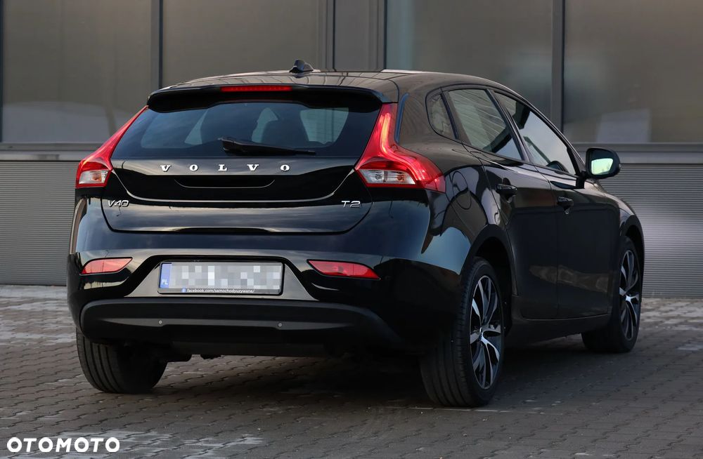 Volvo V40 T2 Linje Svart - 36
