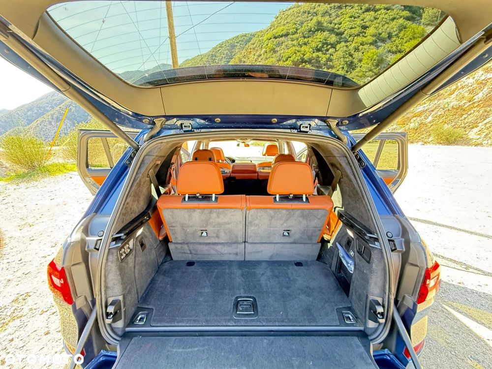 BMW X7 - 12