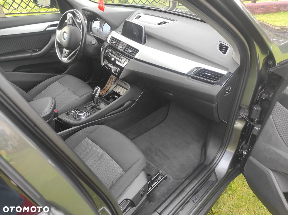 BMW X1 xDrive20i - 10