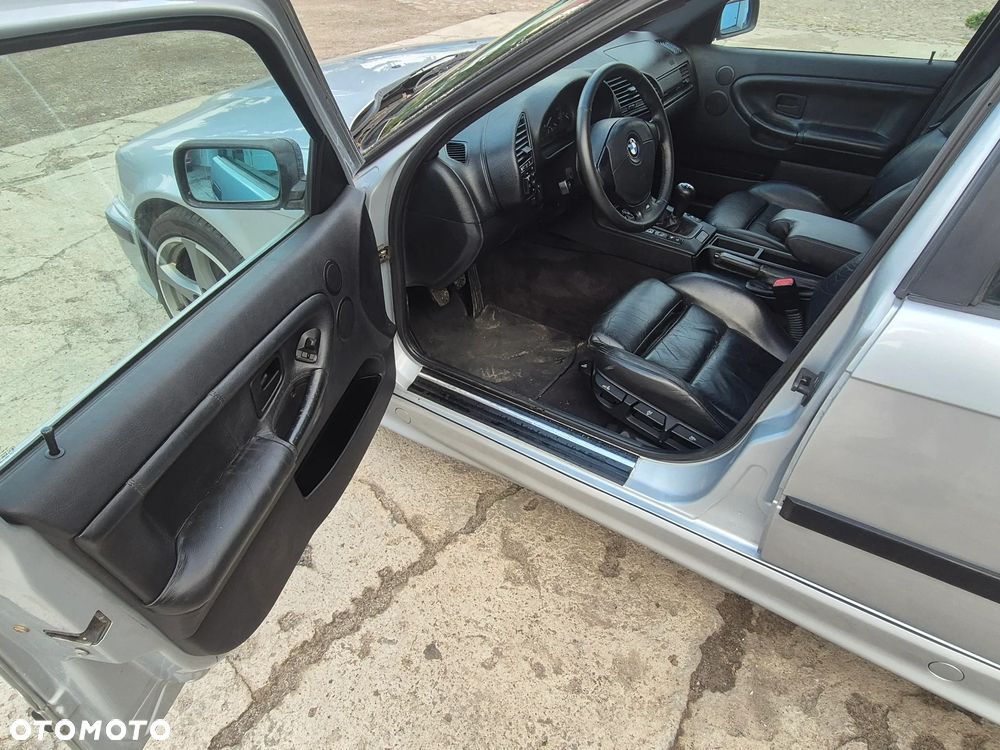 BMW Seria 3 - 11