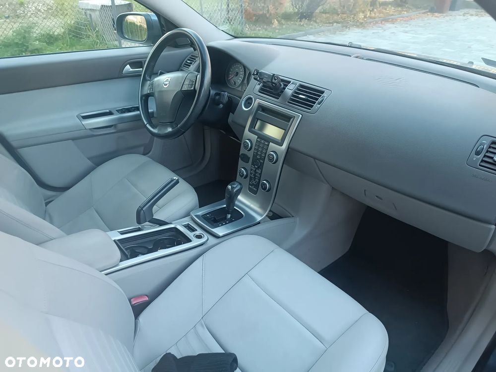 Volvo S40 2.0D DPF Powershift Momentum - 12