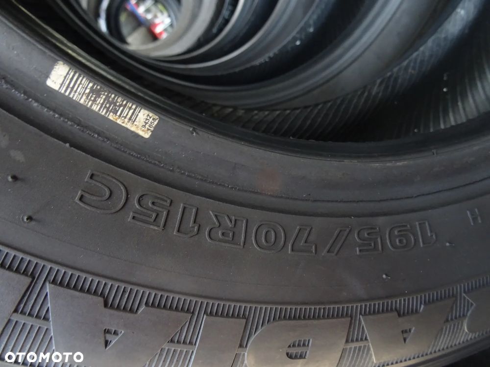 195/70/r15c 104/102R Hankook Radial RA10 - 13