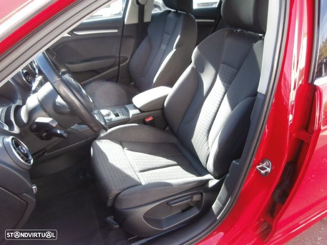 Audi A3 Sportback - 11