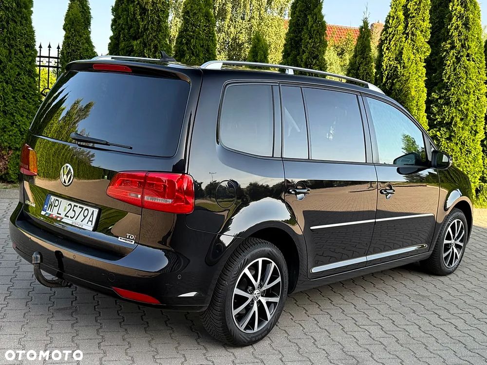 Volkswagen Touran 1.6 TDI DPF Highline - 12