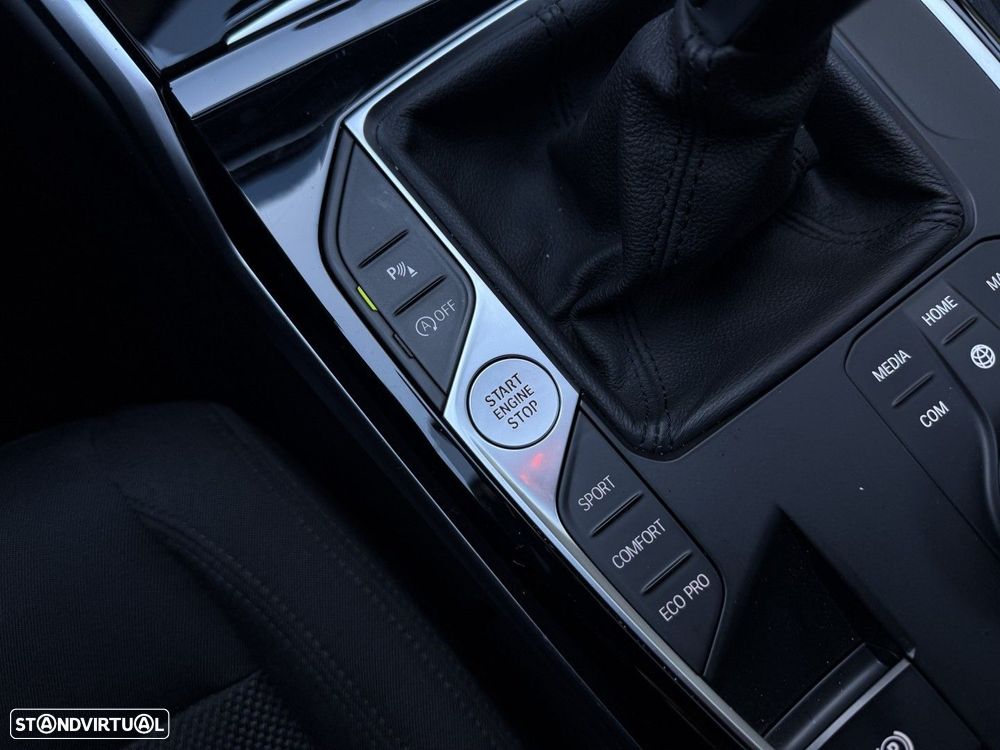 BMW 318 d Advantage - 34