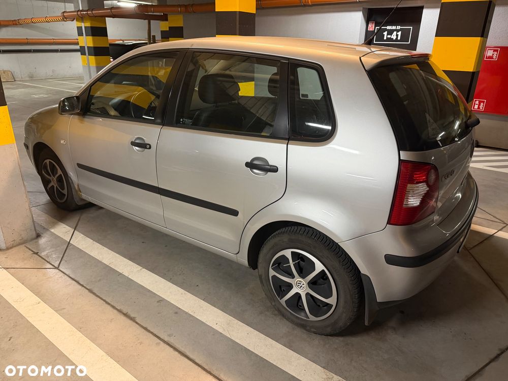 Volkswagen Polo 1.4 16V Basis - 6