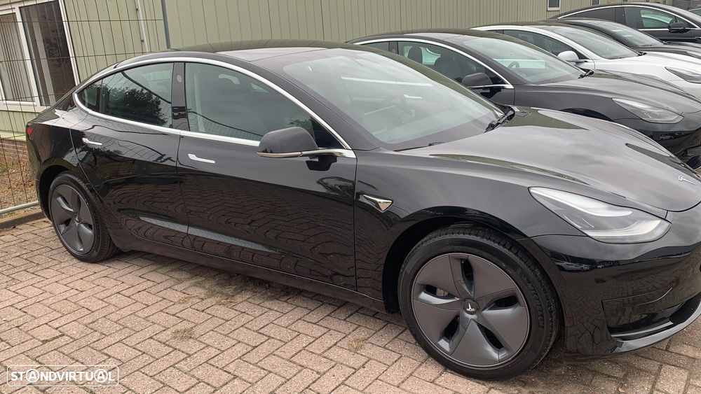 Tesla Model 3 Standard Range Plus RWD - 4