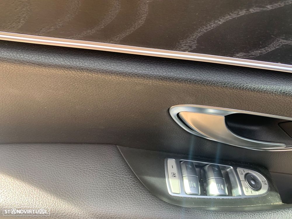 Mercedes-Benz E 220 d 9G-TRONIC Avantgarde - 23