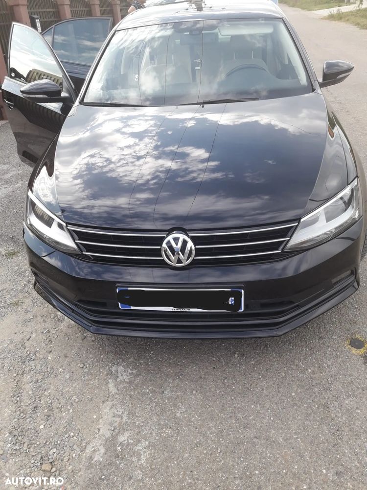Volkswagen Jetta ver-2-0-tdi-dsg-bluemotion-technologie - 1