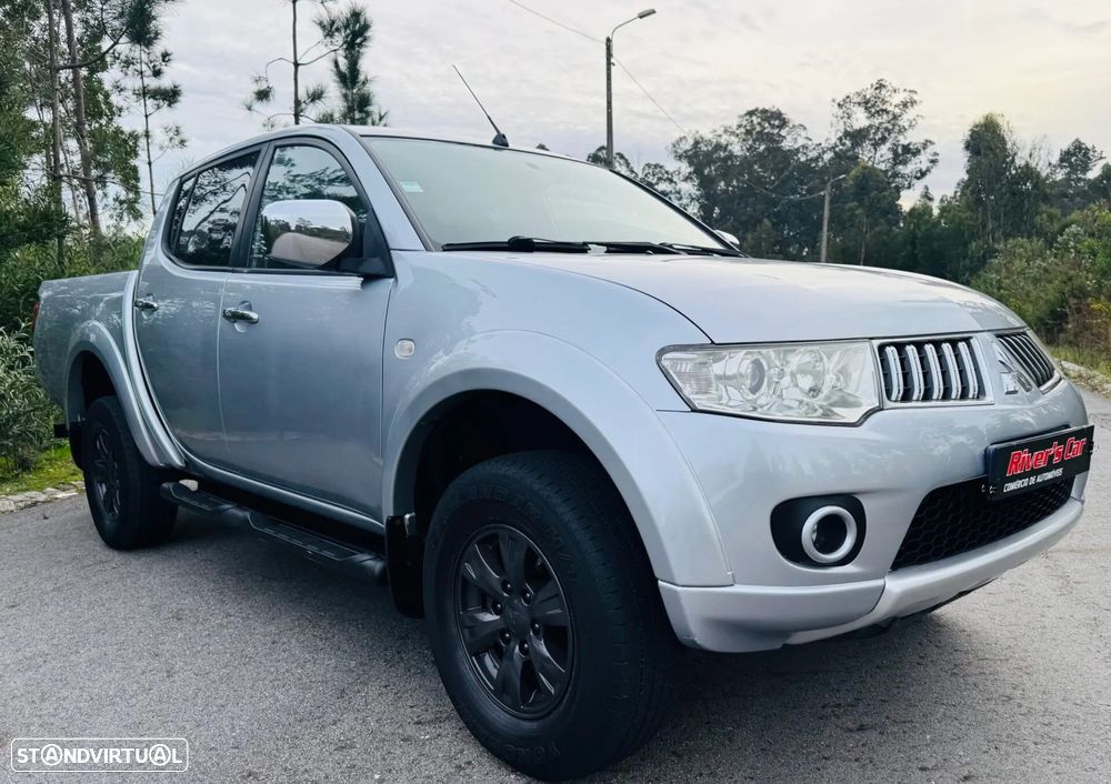 Mitsubishi L200 2.5 DI-D CD Invite AC CC 4WD - 8