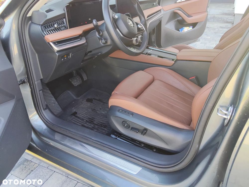 Skoda Superb 2.0 TSI 4x4 L&K DSG - 22