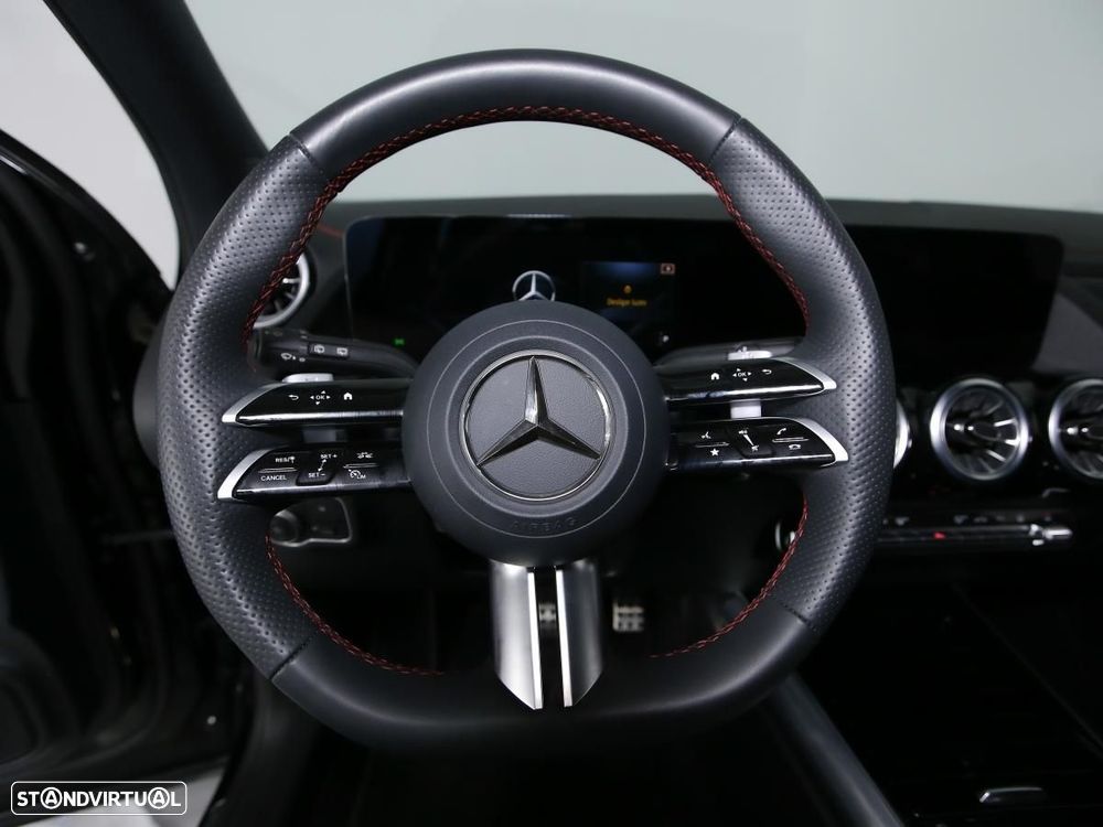Mercedes-Benz EQA 350 4Matic AMG Line - 16