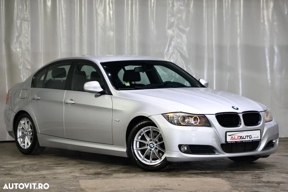BMW Seria 3 320d - 4