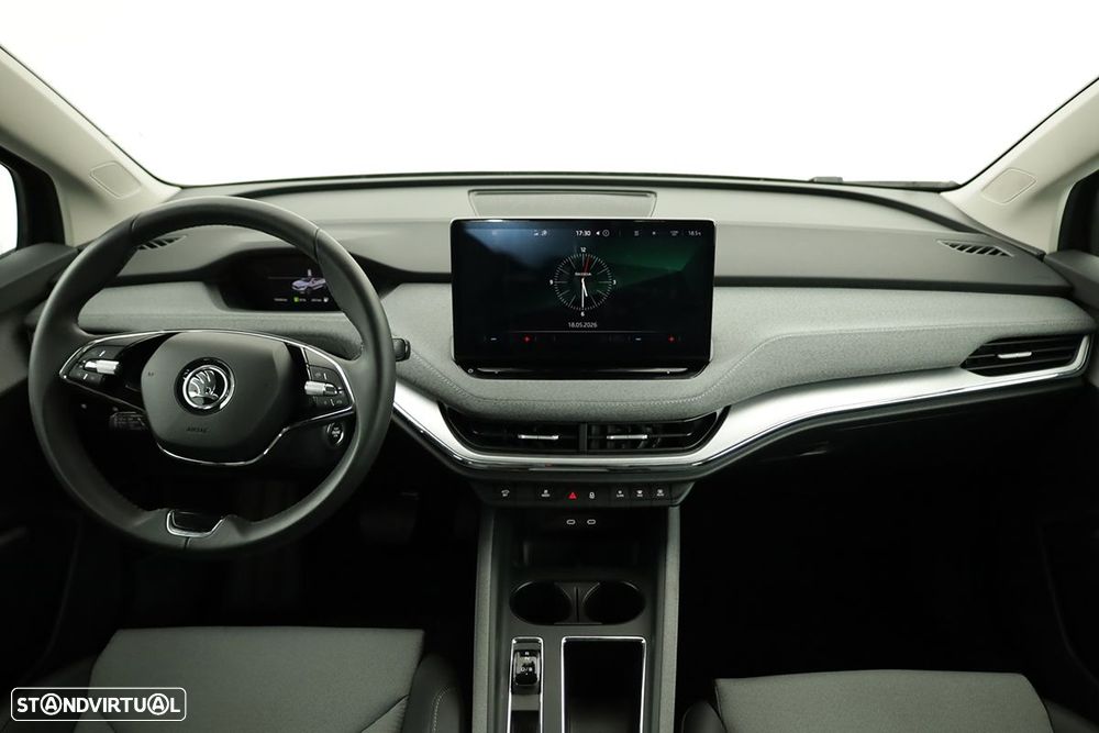 Skoda Enyaq iV 50 — fotografia 9