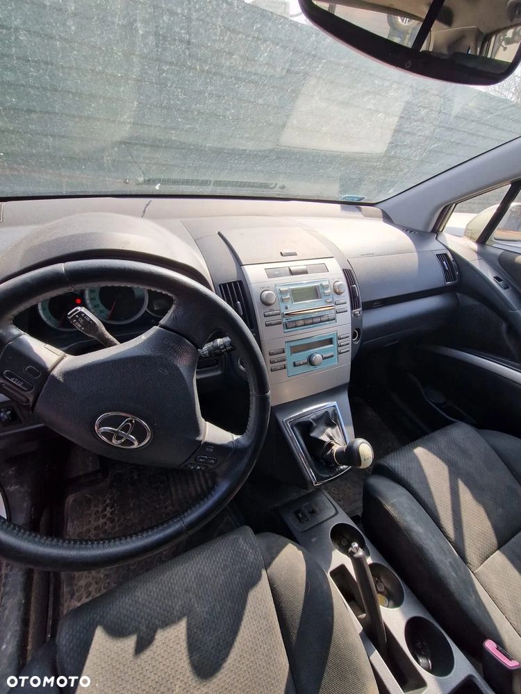 Toyota Corolla Verso 2.0 D-4D Prestige 7os - 5