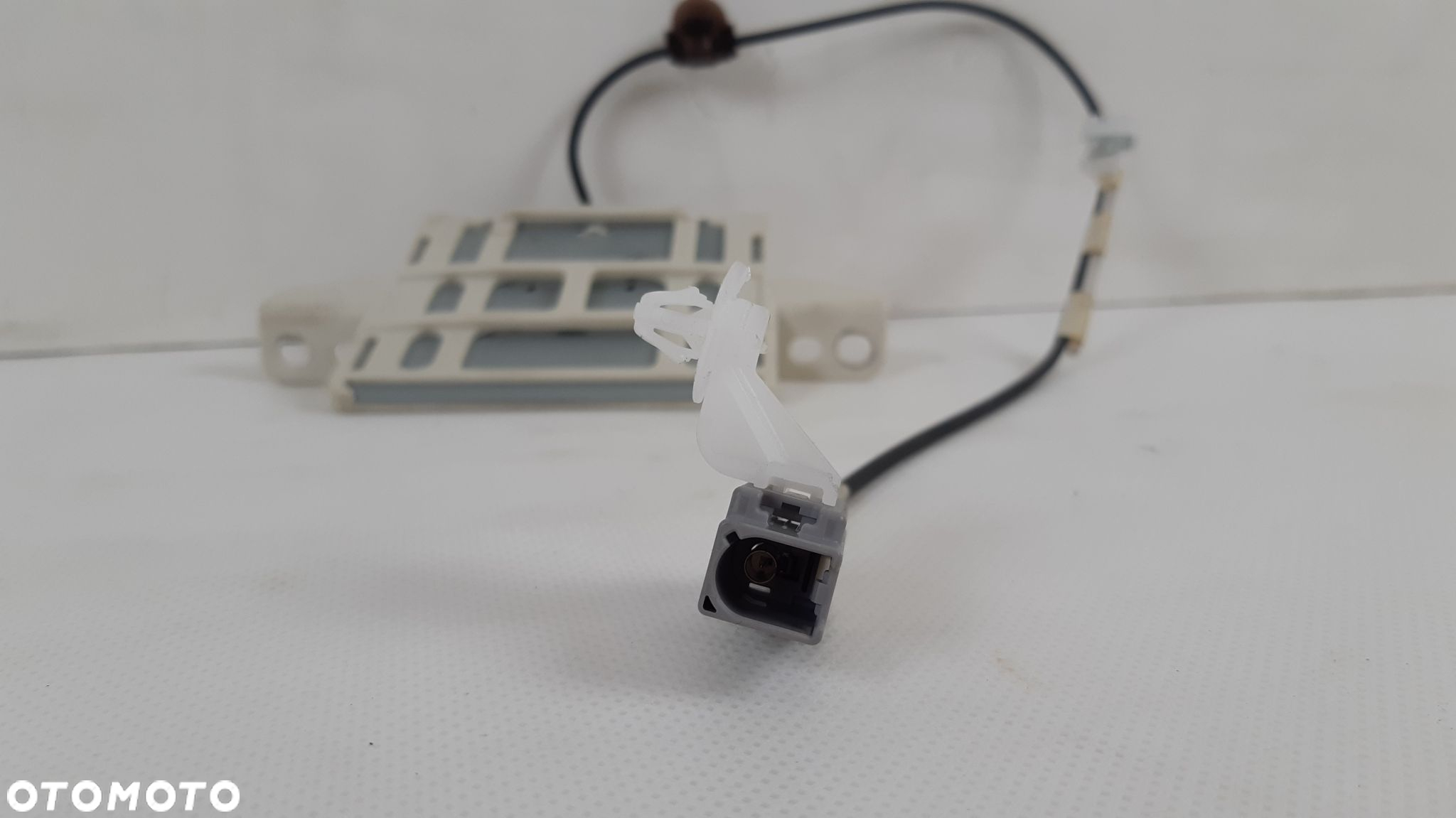 TOYOTA RAV4 IV ANTENA GPS 86860-42052 - 4