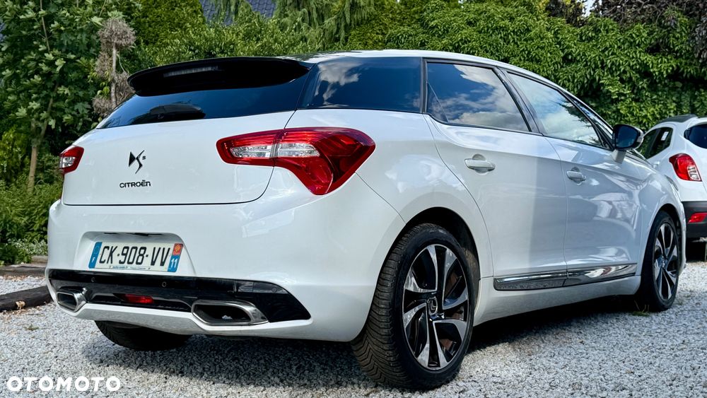 Citroën DS5 HDi 165 Business - 11