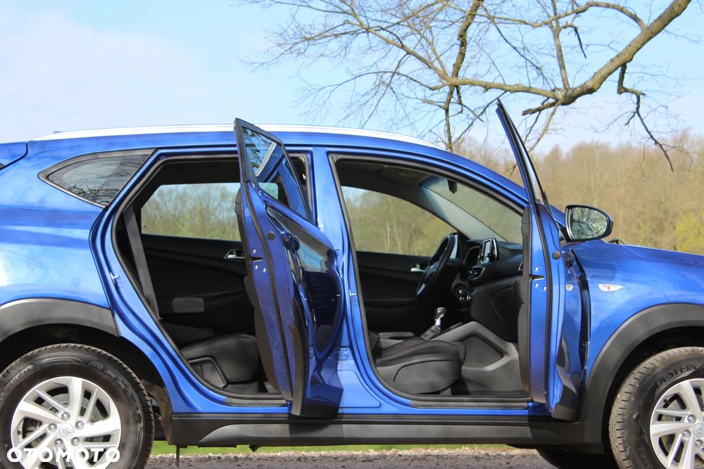 Hyundai Tucson blue 1.6 GDi 2WD Navi - 25