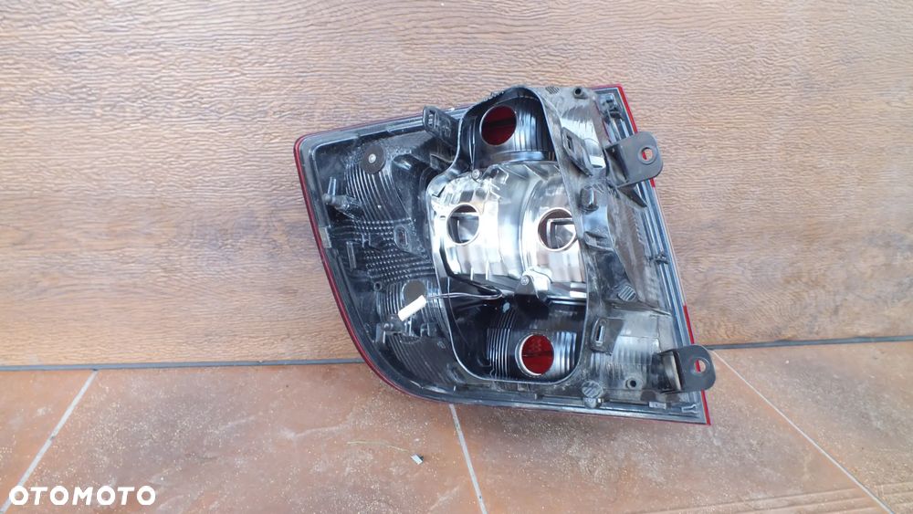 Lampa tylna prawa Skoda Rapid - 3