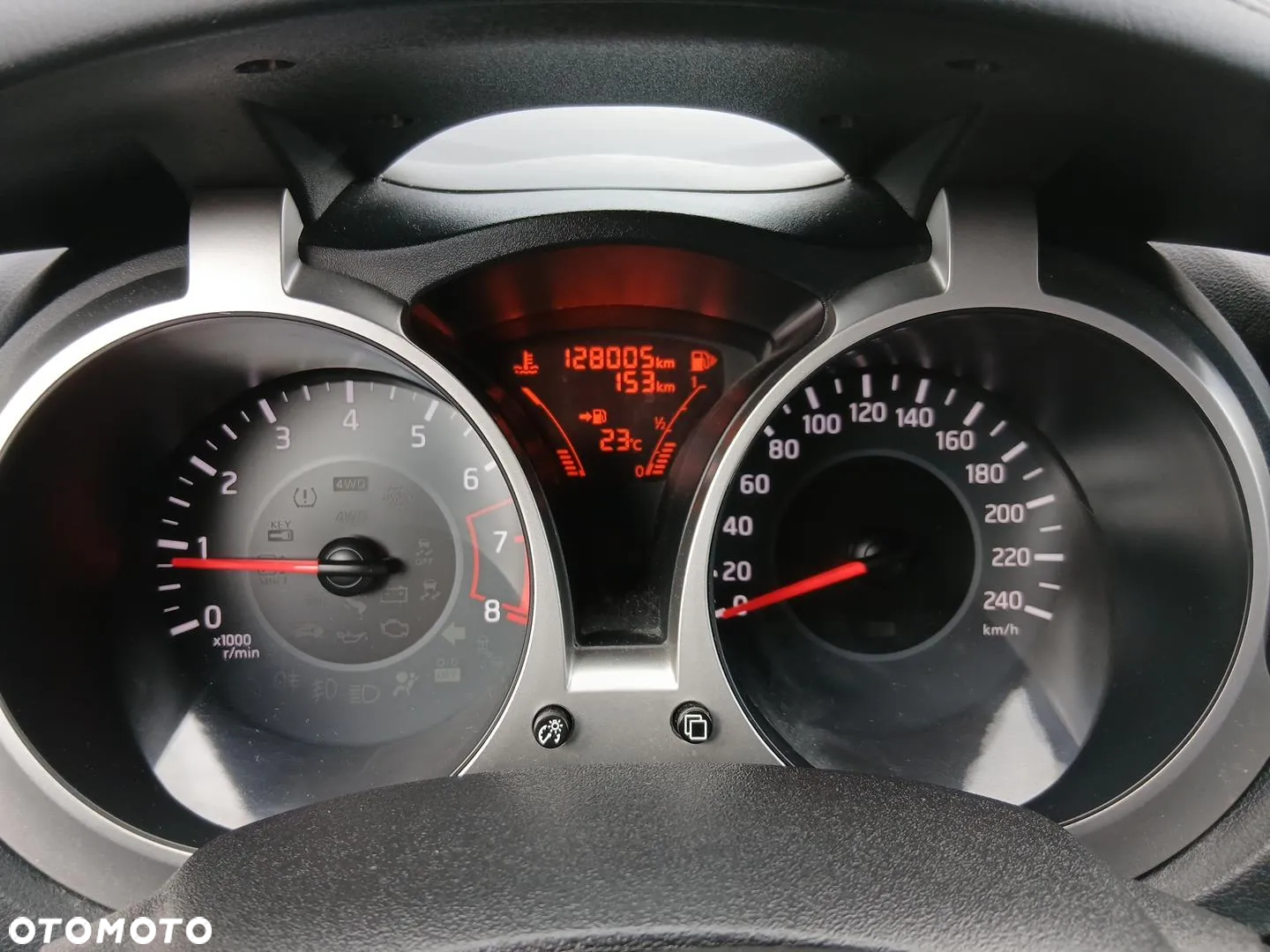Nissan Juke 1.2 DIG-T N-Connecta EU6 - 15