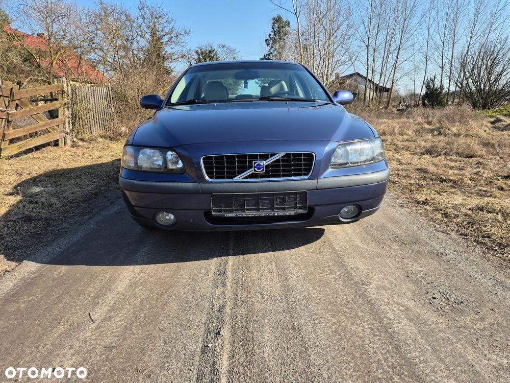 Volvo S60 2.4 Premium - 1