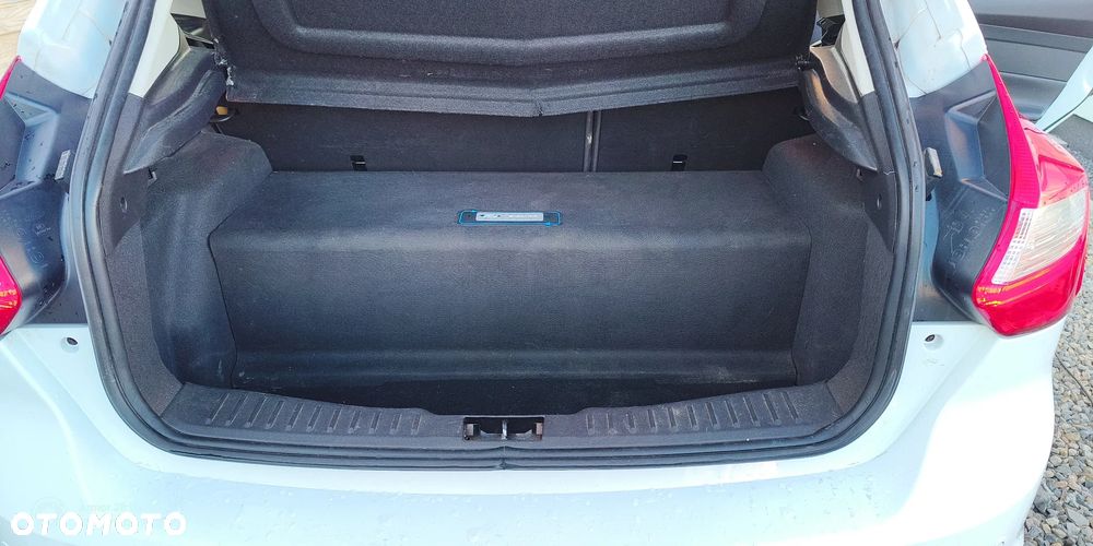 Ford Focus - 8