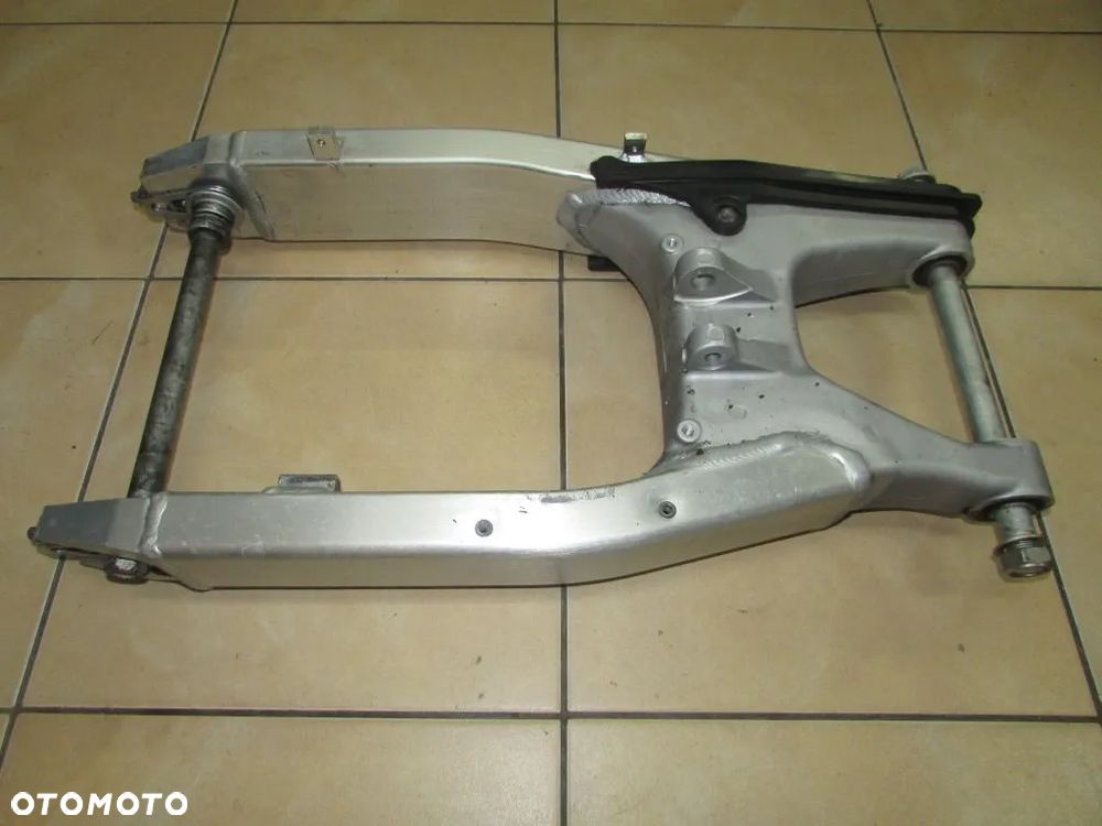 Honda Hornet CB900 SC48 02-07 wahacz oś napinacze tył - 1