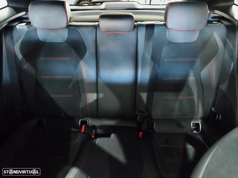 Mercedes-Benz GLA 250 e 8G-DCT AMG Line - 5