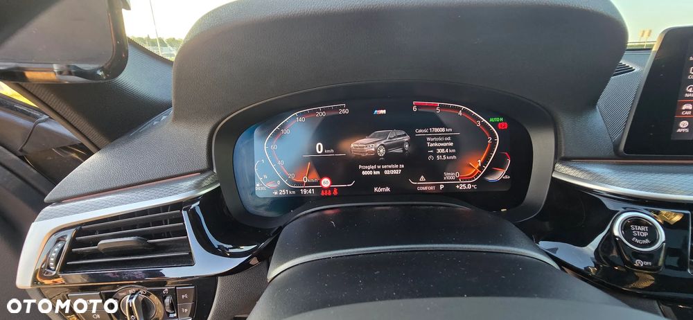 BMW Seria 5 520d xDrive M Sport Edition - 17
