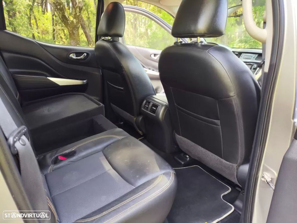 Nissan Navara 2.3 dCi CD 4WD Tekna Auto - 19