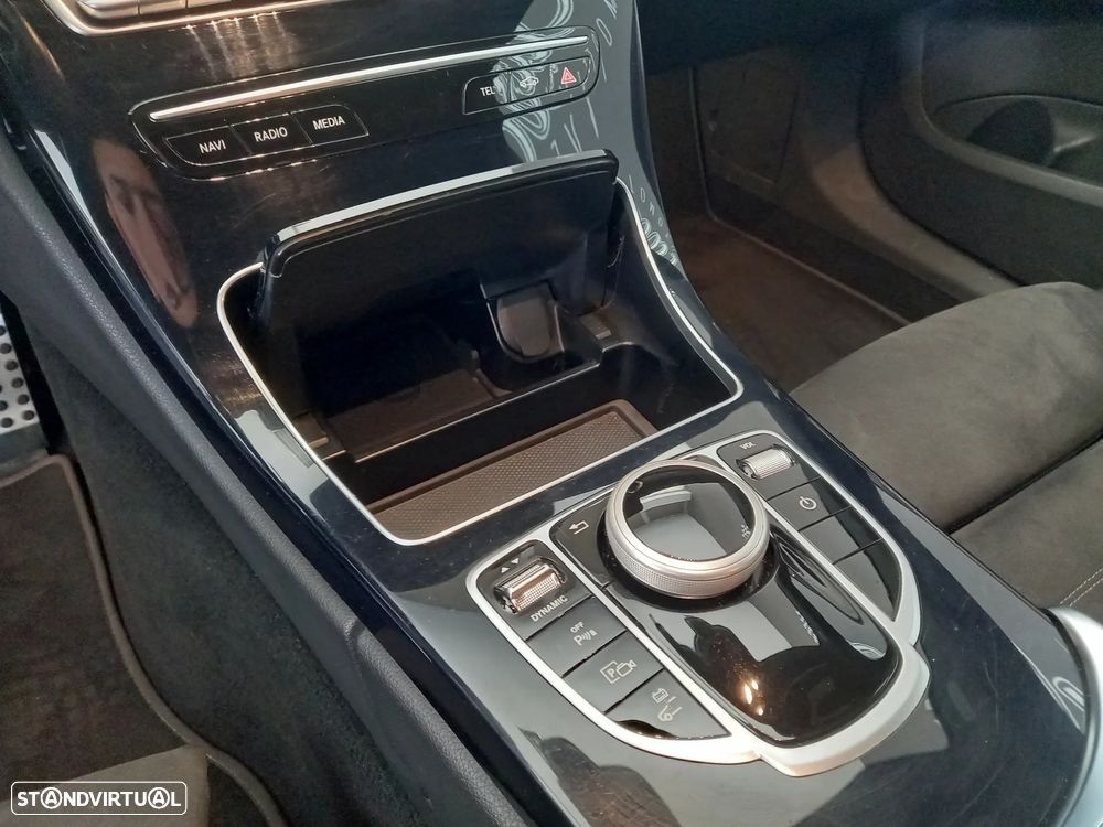 Mercedes-Benz C 300 BlueTEC Hybrid AMG Line - 23