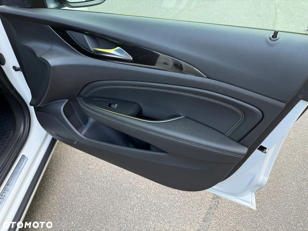 Opel Insignia 2.0 CDTI 4x4 Elite S&S - 25